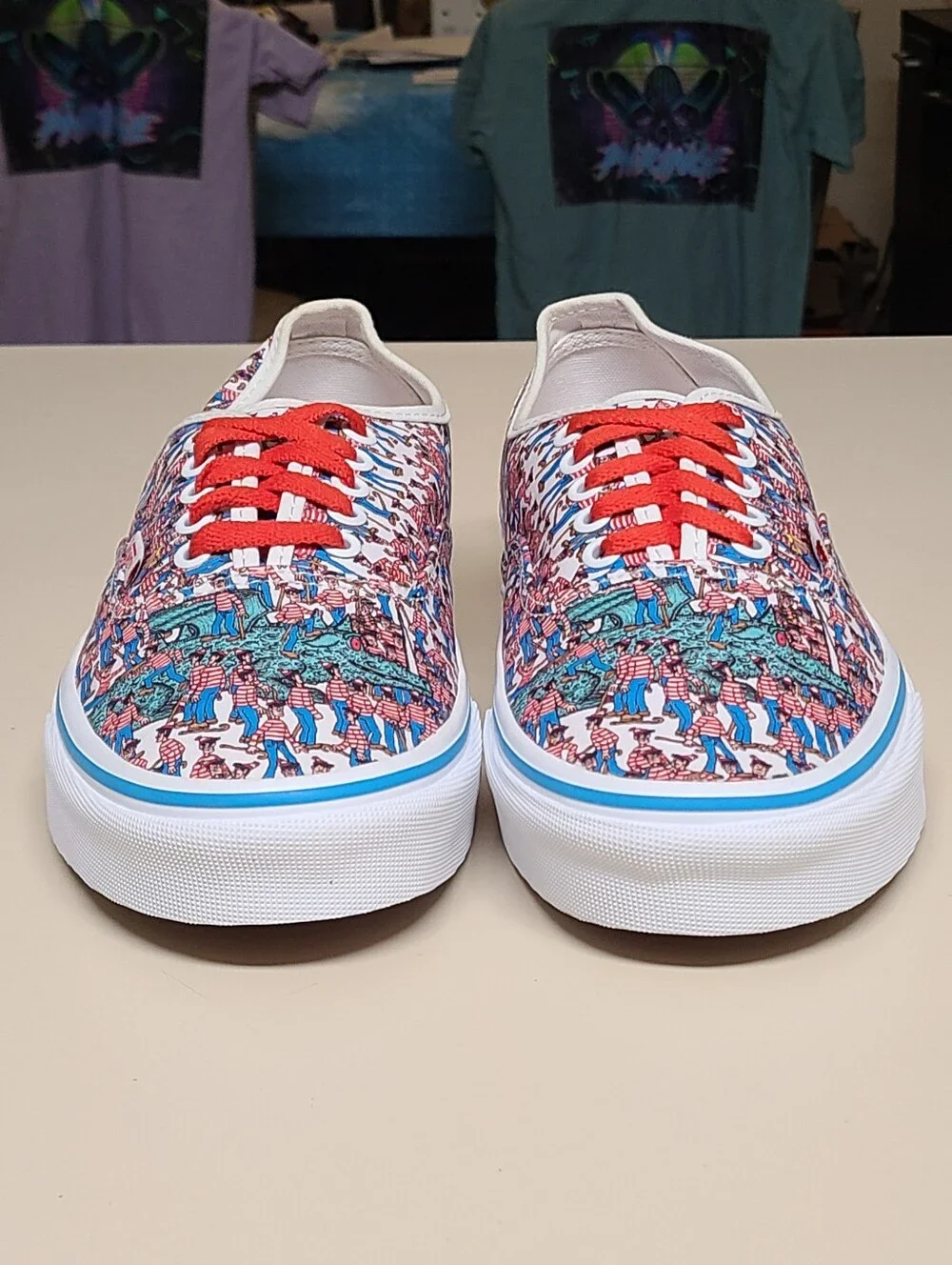 Vans X Where's Waldo ?  Authentic skateboard sneakers size 9.5